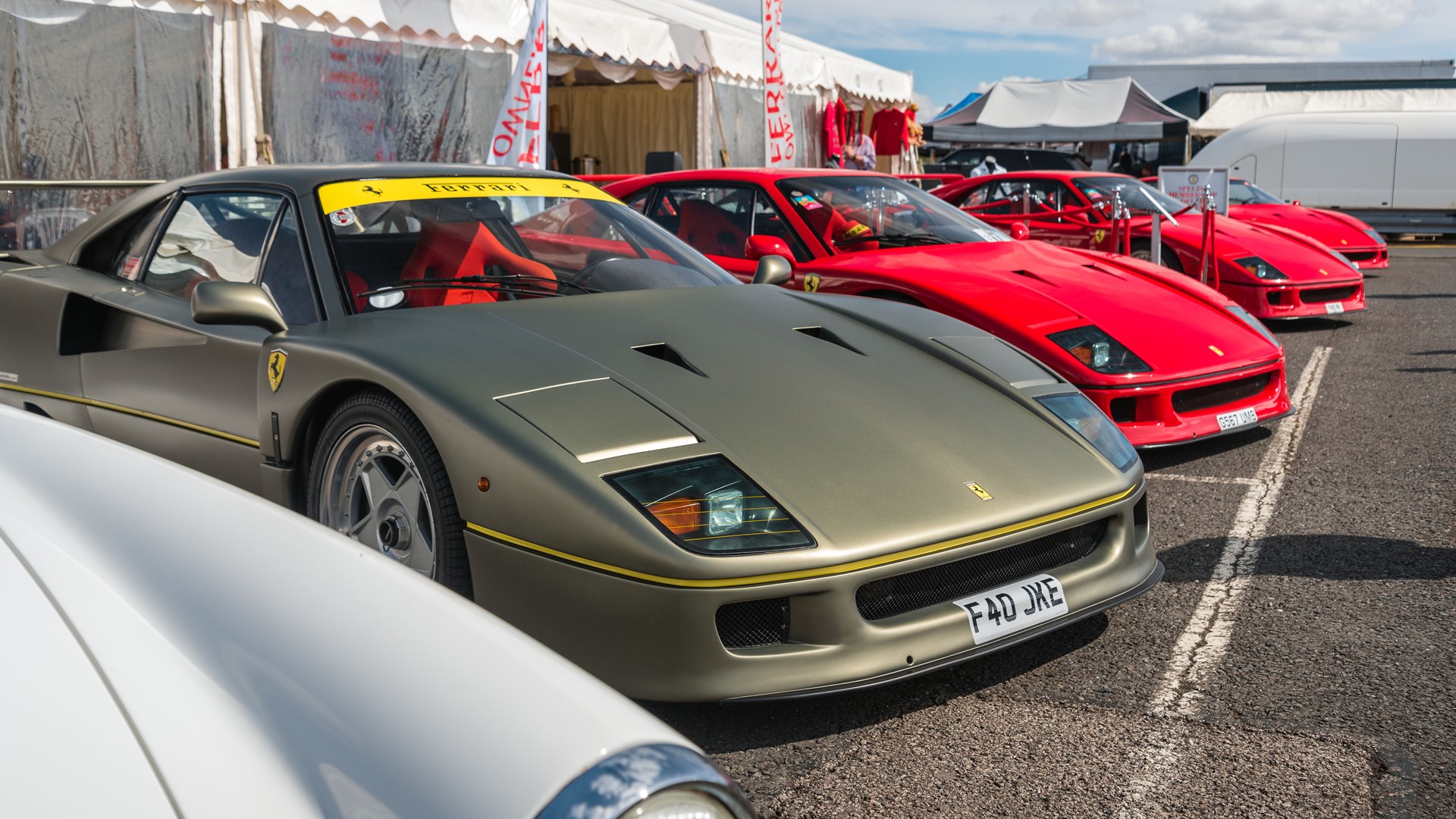 Ferrari F40s Silverstone